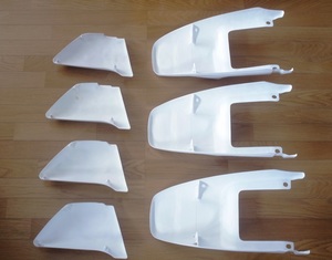Z650パーツ 集合 裏.JPG